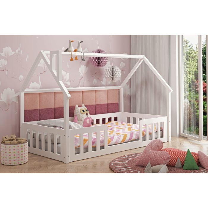 Lovely girls room with Montessori Floor Bed Lovely girls room with Montessori Floor Bed