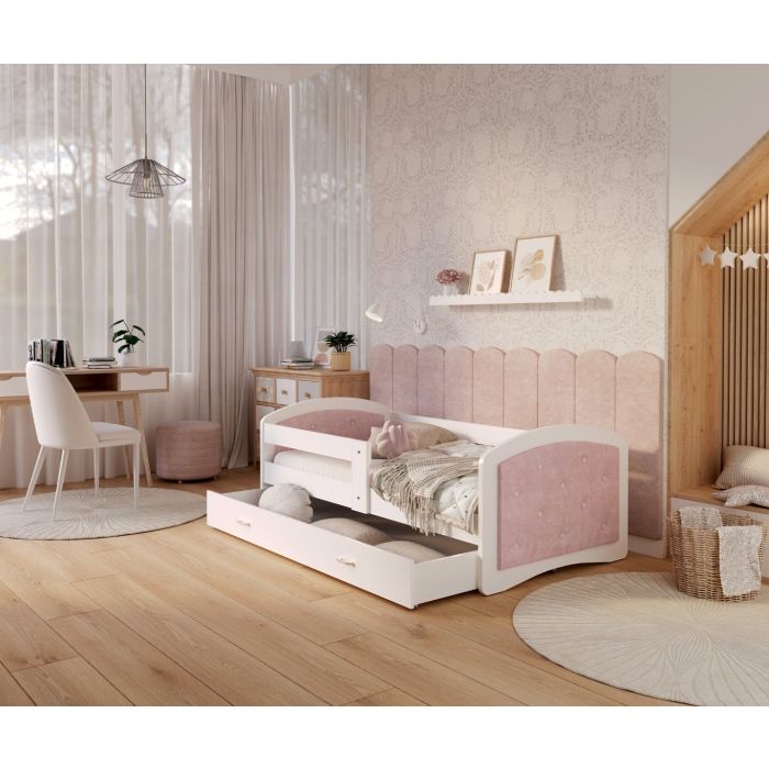 Beautiful Scandinavian Bedroom For Toddler Girl